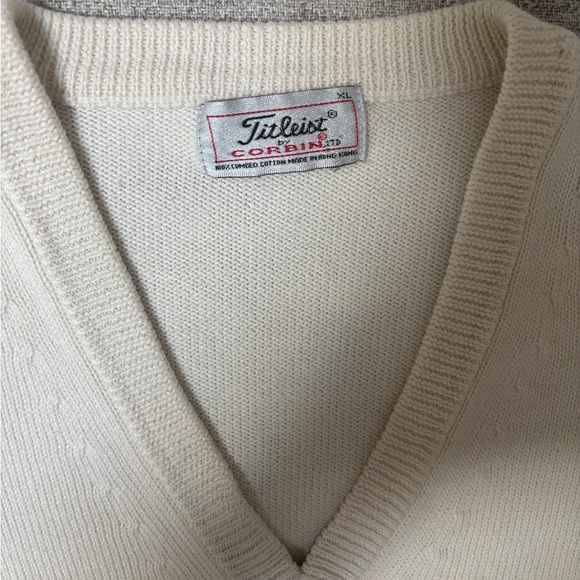 THE DISNEY CO.Cream V-Neck Golf Sweater Vest with Embroidered Mickey Mouse SZ XL - Picture 8 of 8